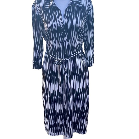 SANDRA Darren dress size 8. - Picture 6 of 14